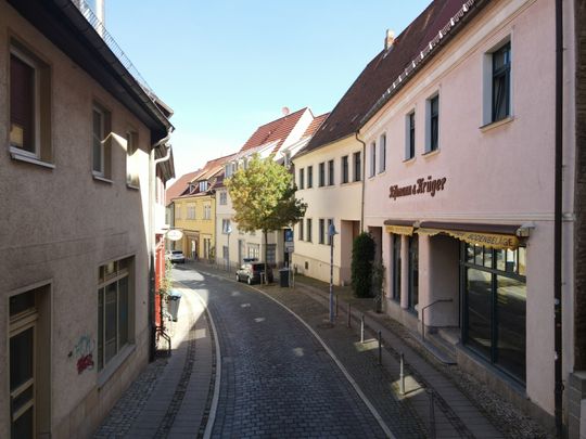 3-Raumwohnung in einem Charmantes Denkmaljuwel im Herzen von Sangerhausen – inklusive Stellplatz im Hinterhof - Photo 1
