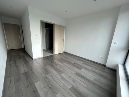 Appartement à louer 5 pièces 124.15m² - Photo 4