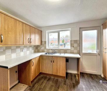 3 bedroom semi-detached house to rent - Photo 6