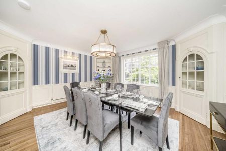 4 bedroom flat to rent - Photo 2