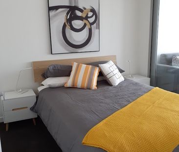 Auckland City Apartment - Fully Furnished - Photo 2