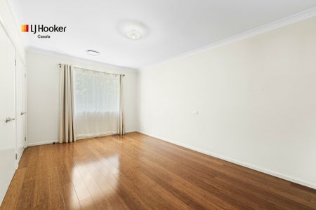 Spacious Family Living - Photo 2