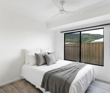 Modern family home in new estate - Photo 3