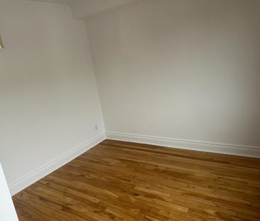 3 1-2 à louer Rosemont $1025 disponible maintenant. - Photo 2