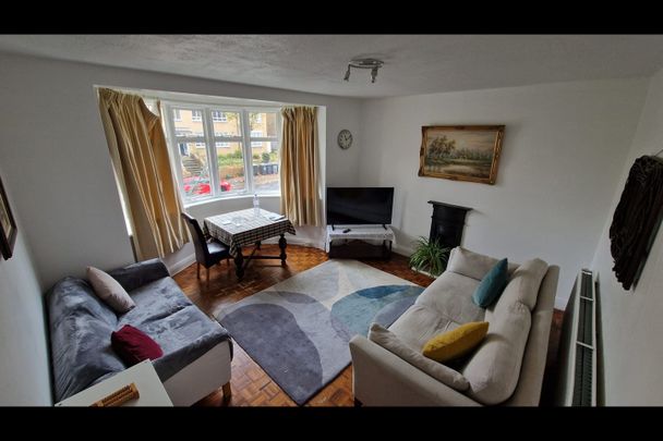 2 Bed Flat, Granville Court, N4 - Photo 1