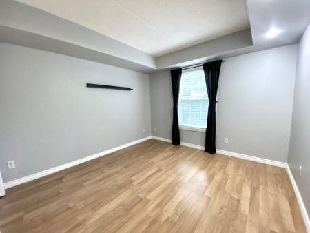 For Lease - 1450 Bishops Gate Unit# 209, Oakville, Ontario - Photo 2