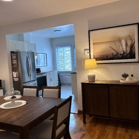 Beau Grand 3 1/2 Ahuntsic rue Fleury E - Photo 3