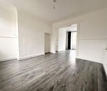 Danescourt Road, Birkenhead - Photo 3