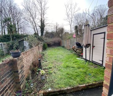 Bedsit, Umfreville Road, N4 - Photo 5