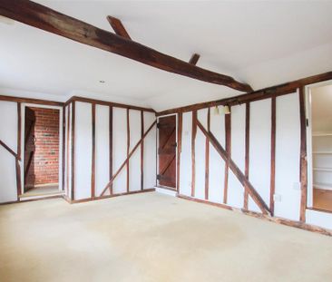 4 bedroom semi-detached house to rent - Photo 6