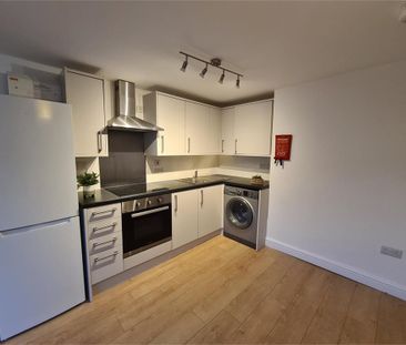 Flat 3, 101 High Street, Ramsey, Huntingdon - Photo 5