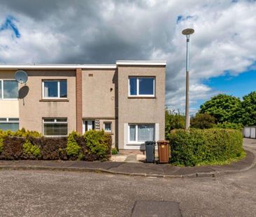 4 bedroom semi-detached house to rent - Photo 3