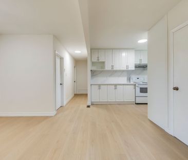 For Lease - 438 Sandmere Place, Oakville, Ontario - Photo 1