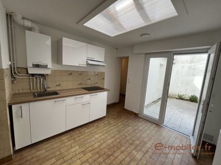 Appartement à louer, 2 pièces - Lille 59000 - Photo 4