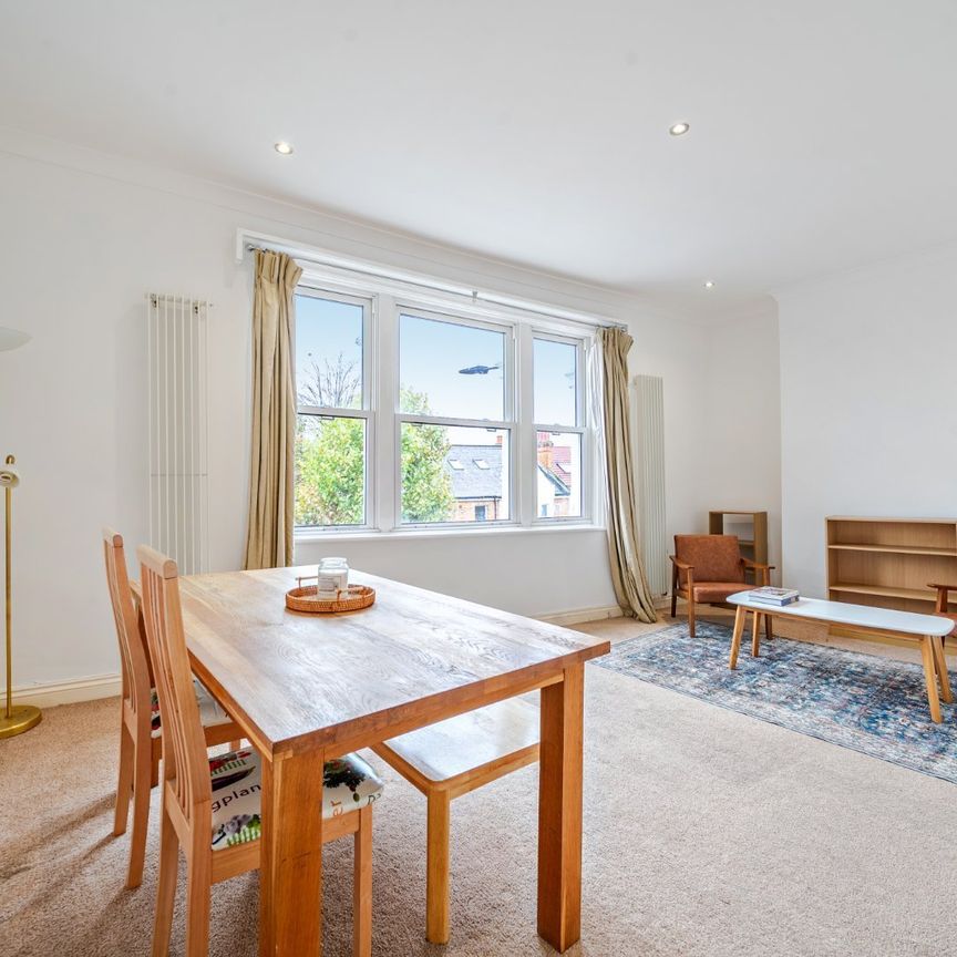 Fulham Palace Road, London, SW6 - Photo 1