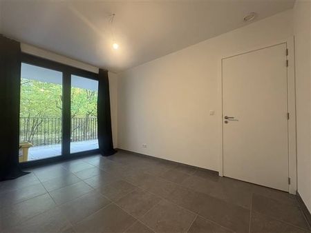 Appartement te huur - Foto 2
