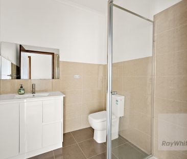 88 Betula Avenue, Bundoora VIC 3083 - House For Rent | Domain - Photo 4