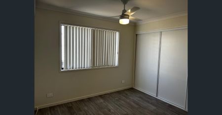 Modern & Low Maintenance Four-Bedroom Duplex - Photo 2