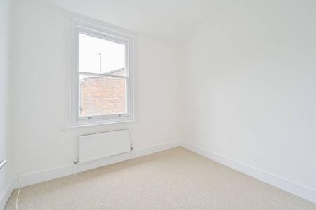 3 bedroom detached house to rent - Photo 5