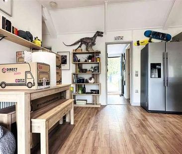 Laleham Reach, Chertsey, Surrey, KT16 - Photo 1