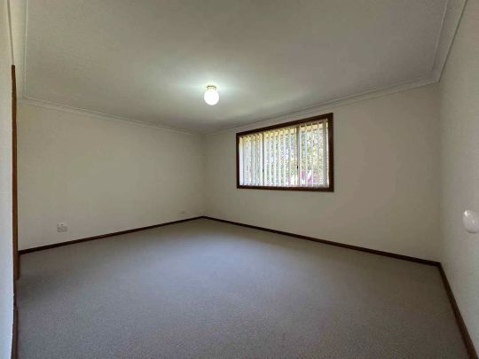 “Wonderful 3 bedroom Home - GREAT LOCATION” - Photo 1