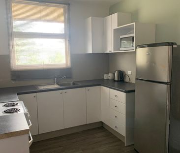 Tidy 1 Bedroom Unit Available for Long-Term Lease - Photo 3