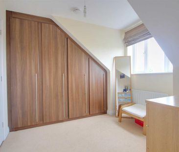 4 bedroom townhouse to rent - Photo 6