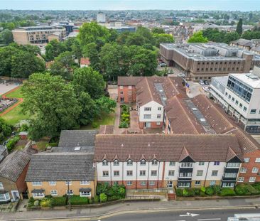 1 bedroom retirement property to rent - Photo 6