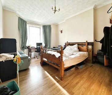 7 bedroom semi-detached house to rent - Photo 4