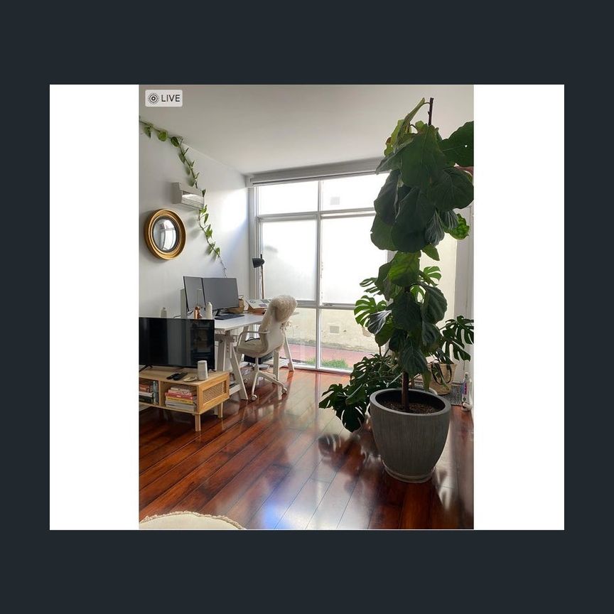 Stylishly Renovated, Sensationally Located - Photo 1