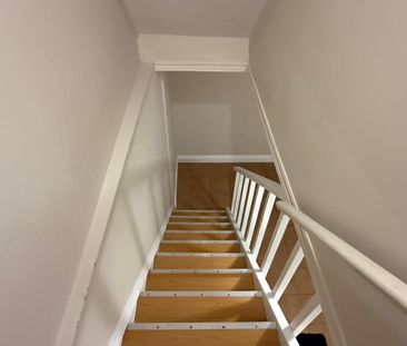 For Lease - 1068 Lawrence Avenue, Toronto, Ontario - Photo 4