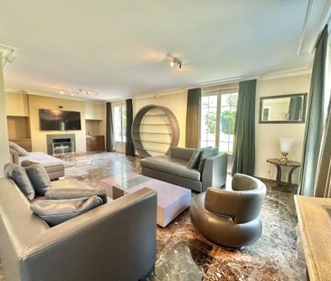 Very beautiful house of 380 m2 useful to rent furnished in Collonge... - Foto 1