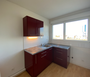 Location Appartement 2 pièces 45m² HEROUVILLE ST CLAIR 14200 - Photo 3