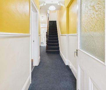 5 bedroom terraced house to rent - Photo 3