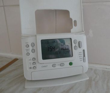 3 bedroom flat to rent - Photo 2