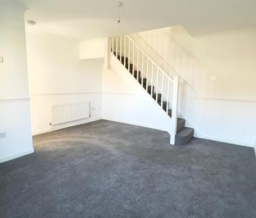2 bedroom semi-detached house to rent - Photo 2