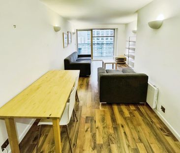 2 bedroom flat to rent - Photo 3