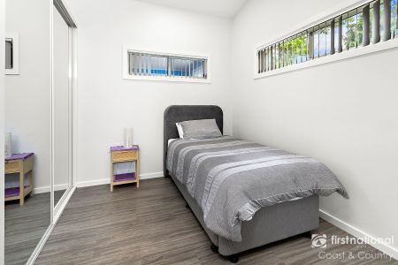 Fully Furnished 2-Bedroom Granny Flat - Peaceful & Convenient Living - Photo 3