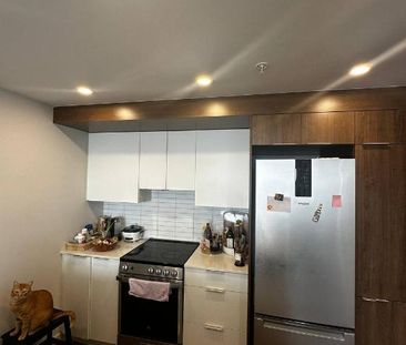 Condo Unit Gest Sur Gouin - Photo 2