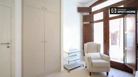 valencia, Valencian Community 46011 - Photo 5