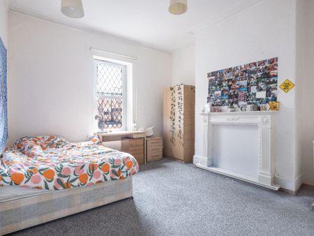 5 bedroom terraced house to rent - Photo 5