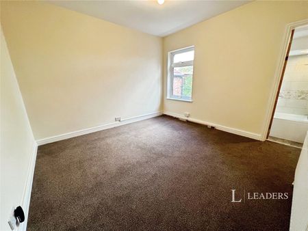 2 bedroom house to rent Lincoln Road, Peterborough, Cambridgeshire, PE4 - Photo 4