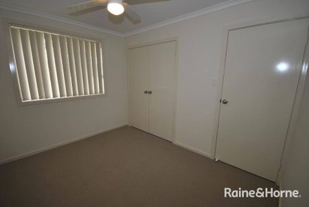 MODERN LIVING - Photo 2