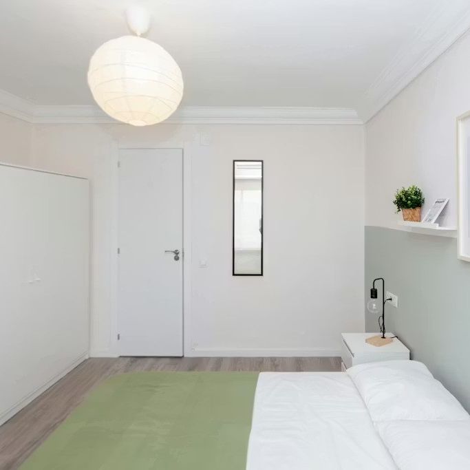 Carrer de Josep Benlliure, Valencia, Valencian Community 46011 - Photo 1