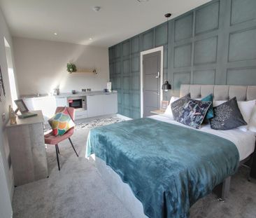 1 bedroom in a house share to rent - Photo 2