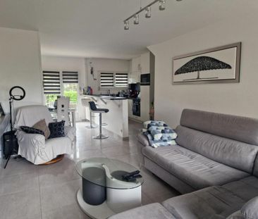 Location Maison 5 pièces 95m² - Photo 1