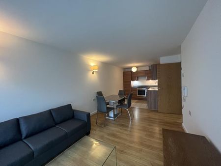 2 bedroom apartment to rent - Photo 4