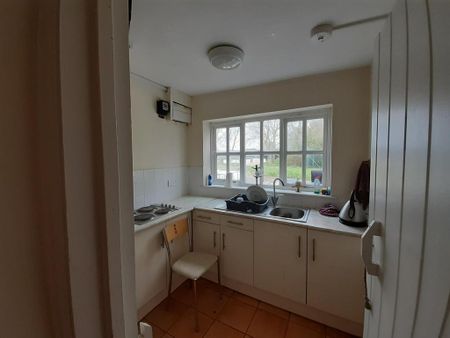 3 bedroom apartment to rent - Photo 5