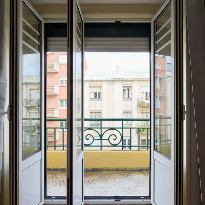 Rua Chaby Pinheiro, Lisbon, Lisbon 1000-078 - Photo 1