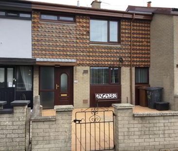 10 Broadway Avenue, Carrickfergus, BT38 8DD - Photo 1